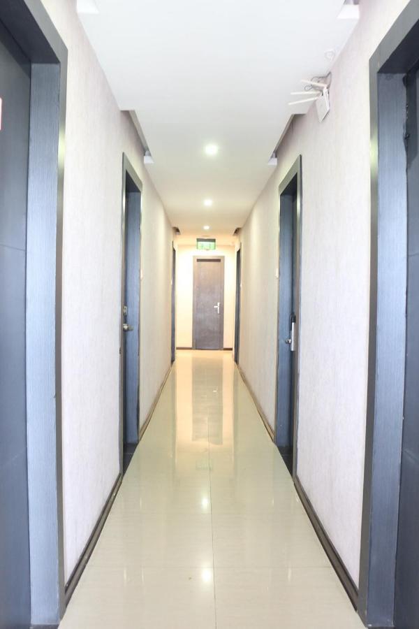 Crew Express Hotel Lubukpakam Екстер'єр фото